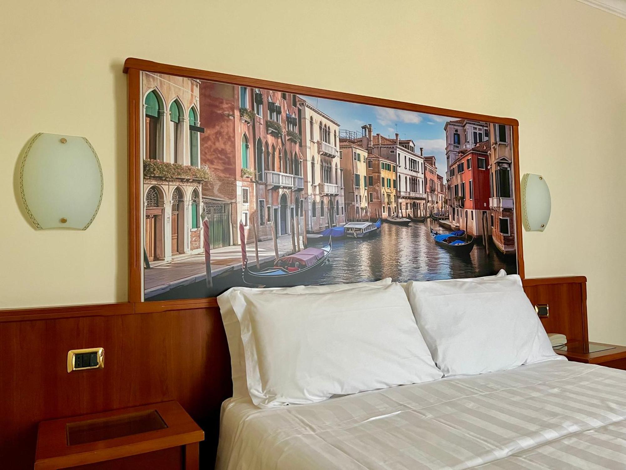 Hotel President Venezia Mestre Exterior photo